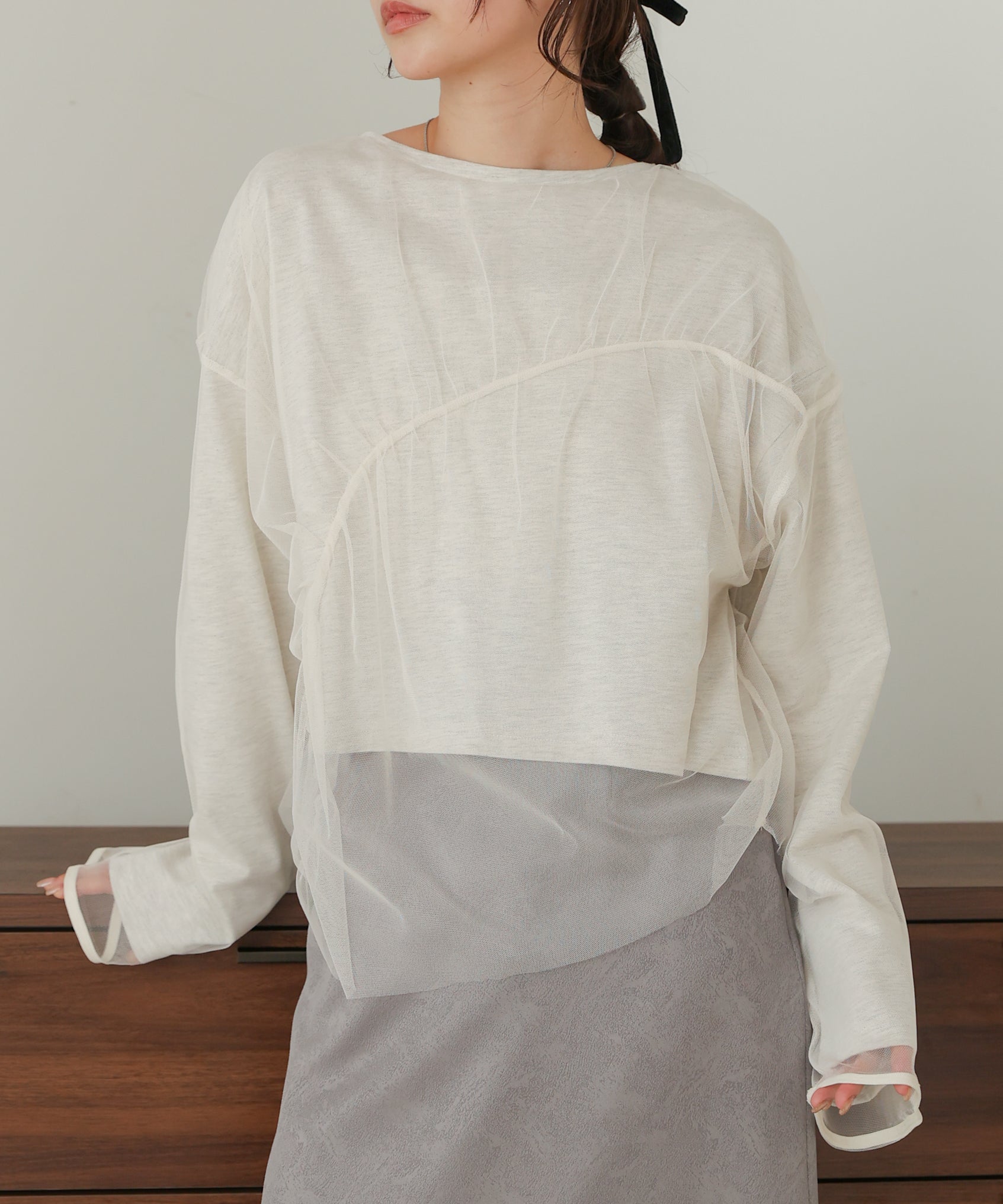 チュールレイヤードトップス