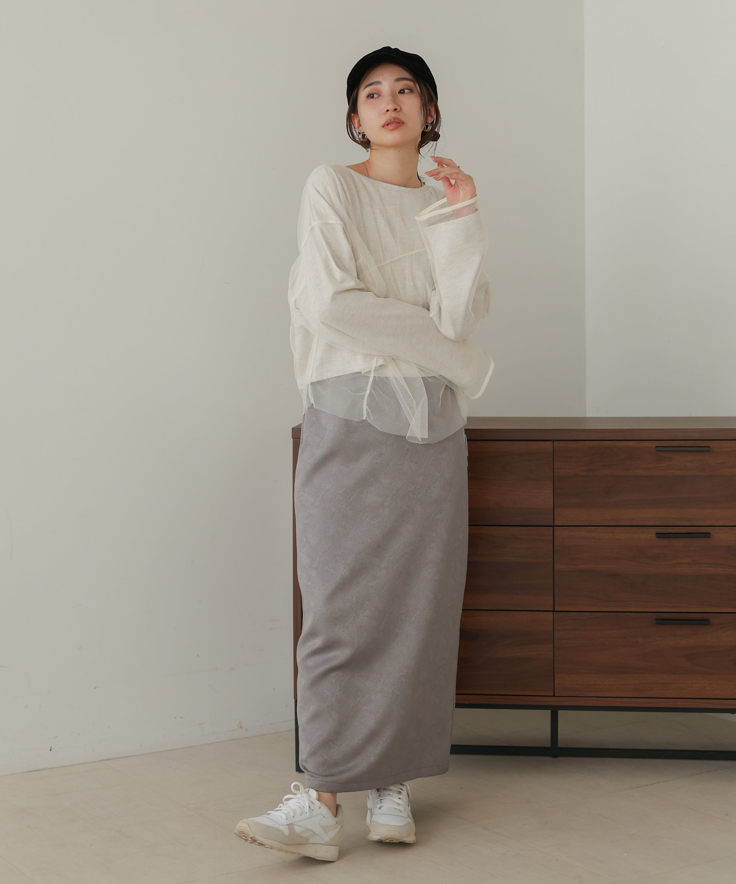 チュールレイヤードトップス