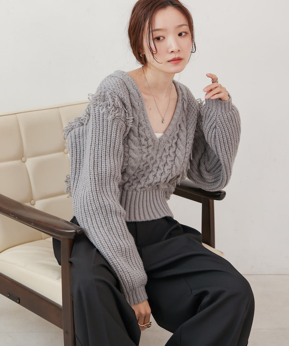 フリンジバルキーニットトップス