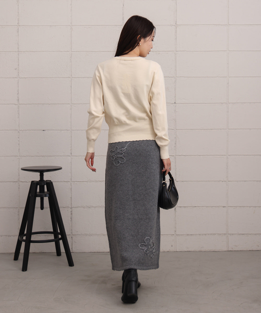 ウールライクフラワー刺繍スカート