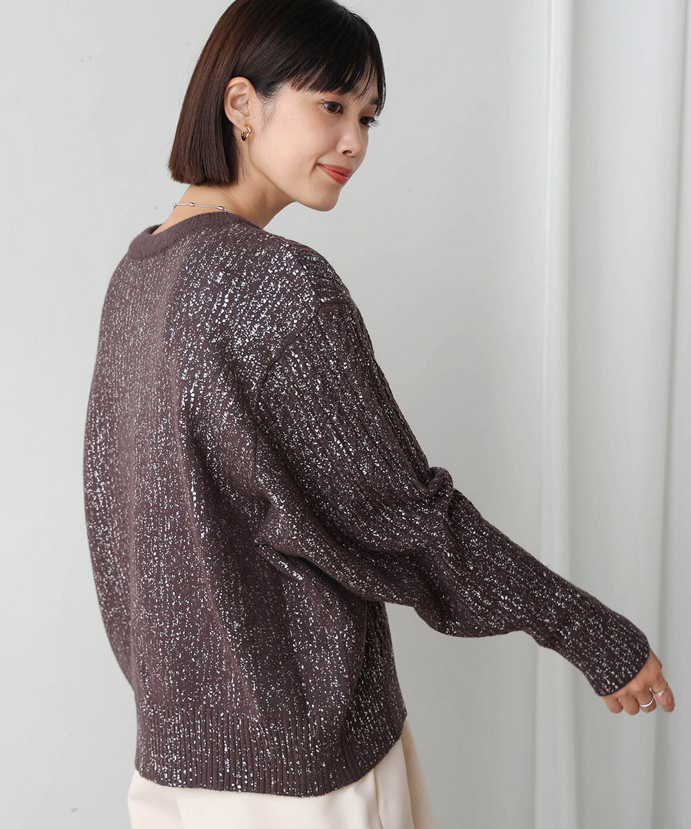 箔プリントスリットネックニットプル