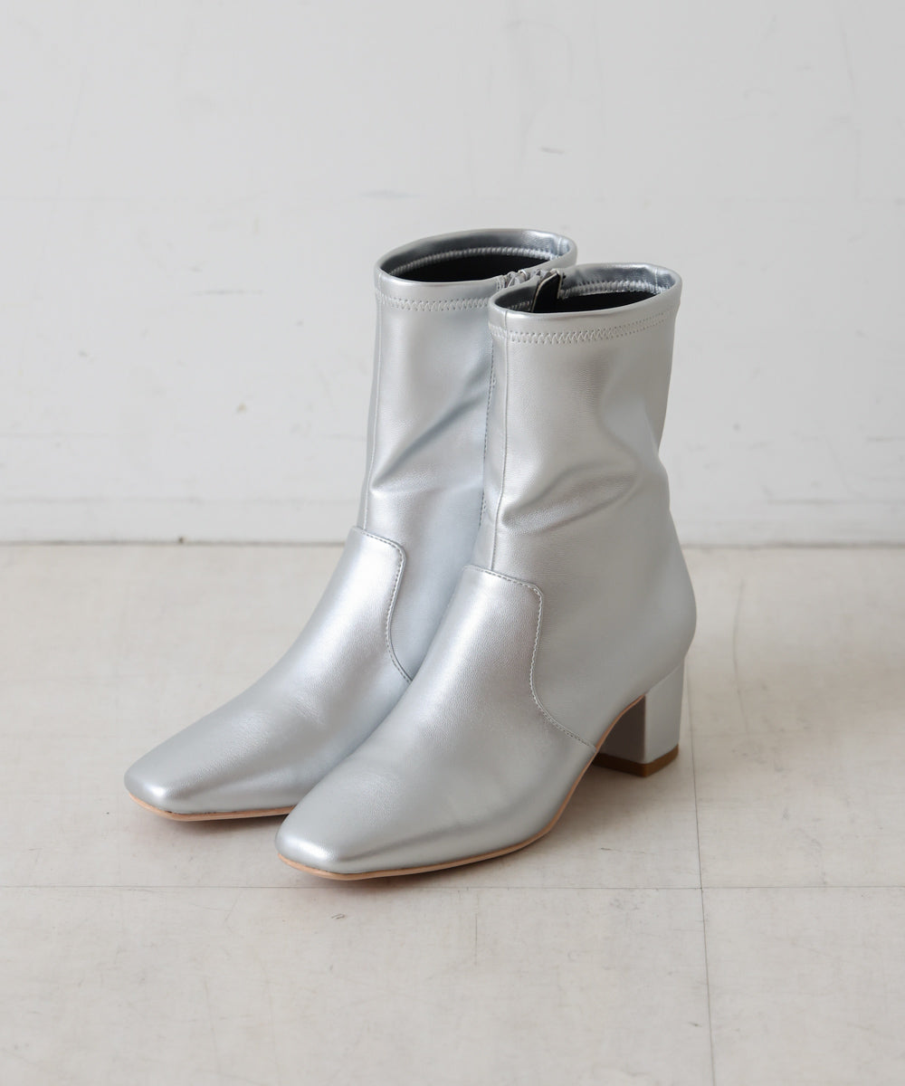 ストレッチショートブーツ