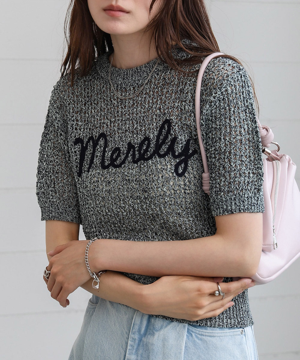 コード刺繍ロゴ入り麻タッチプルオーバー