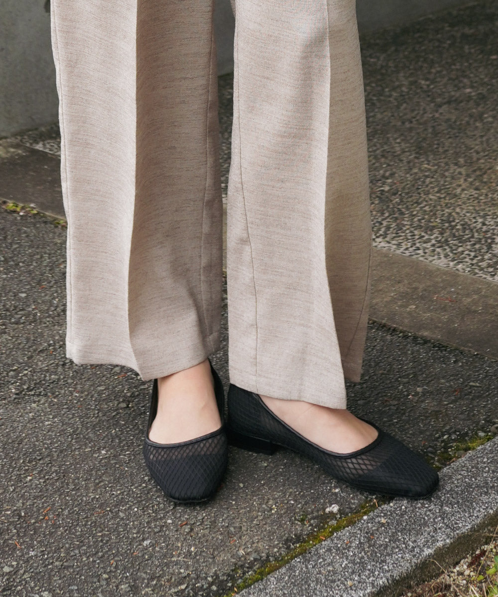 メッシュパンプス