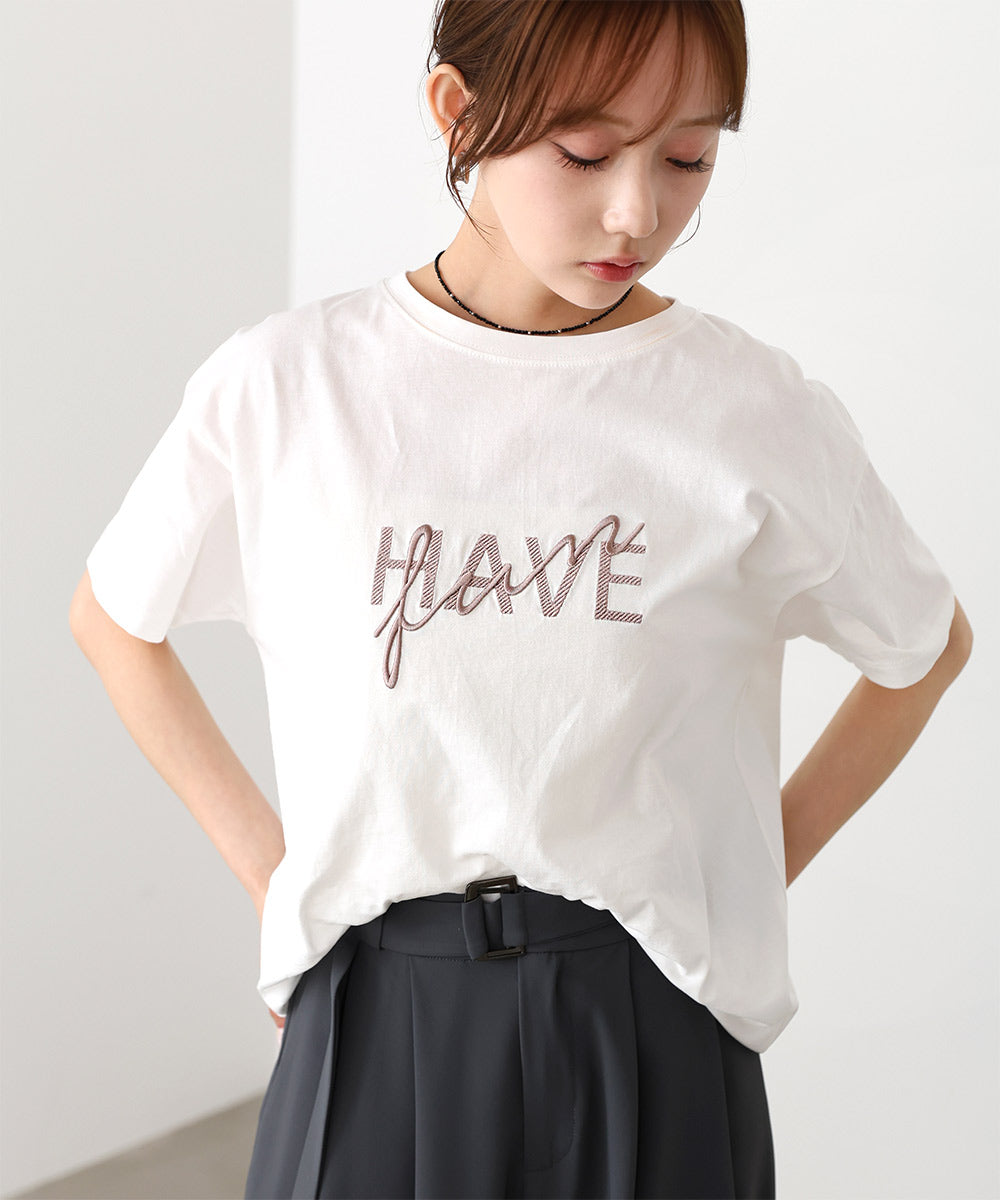 ロゴ刺繍デザインTシャツ