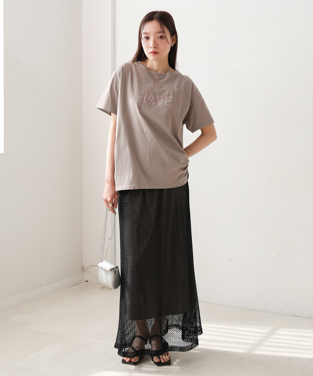 ロゴ刺繍デザインTシャツ