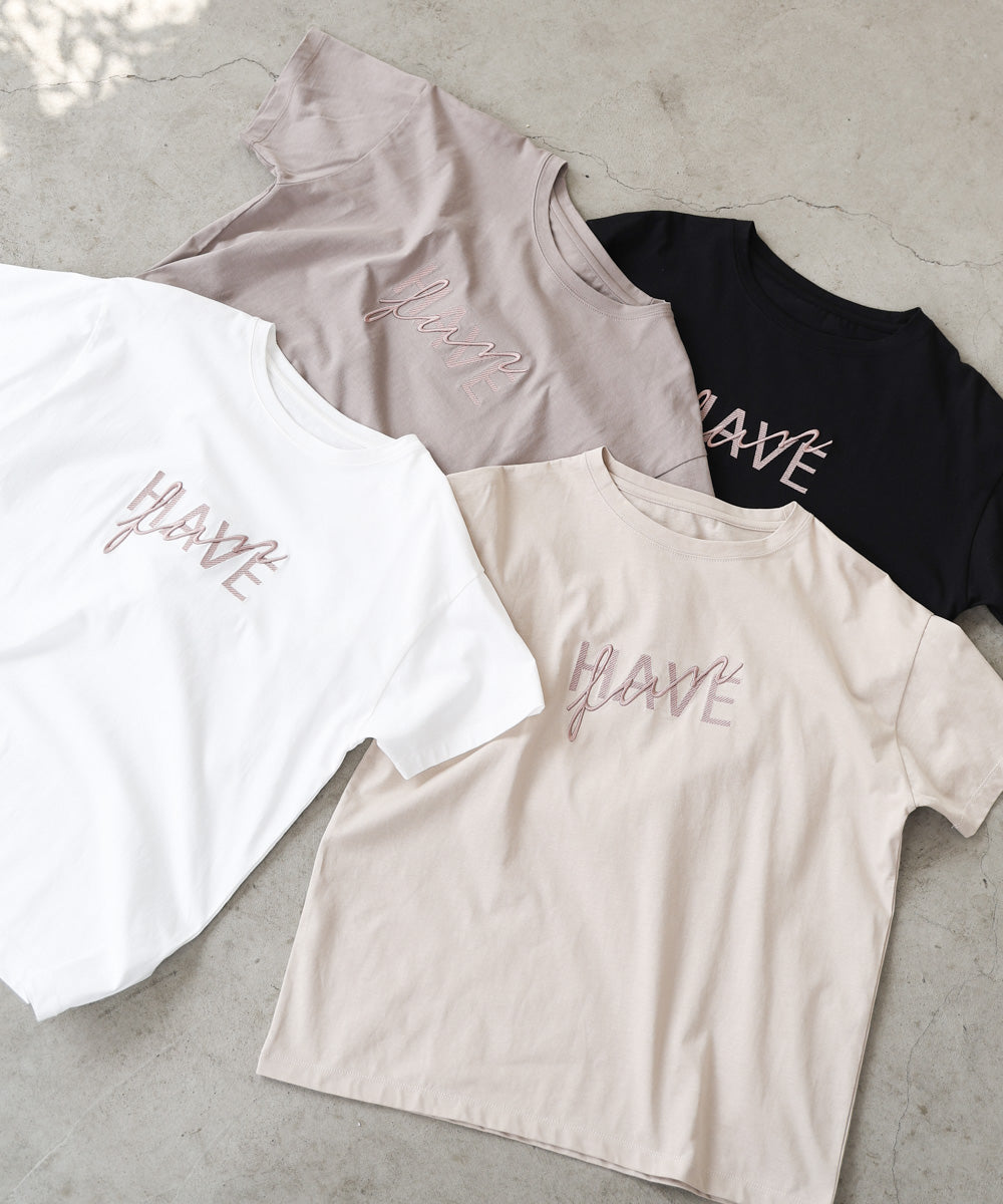 ロゴ刺繍デザインTシャツ