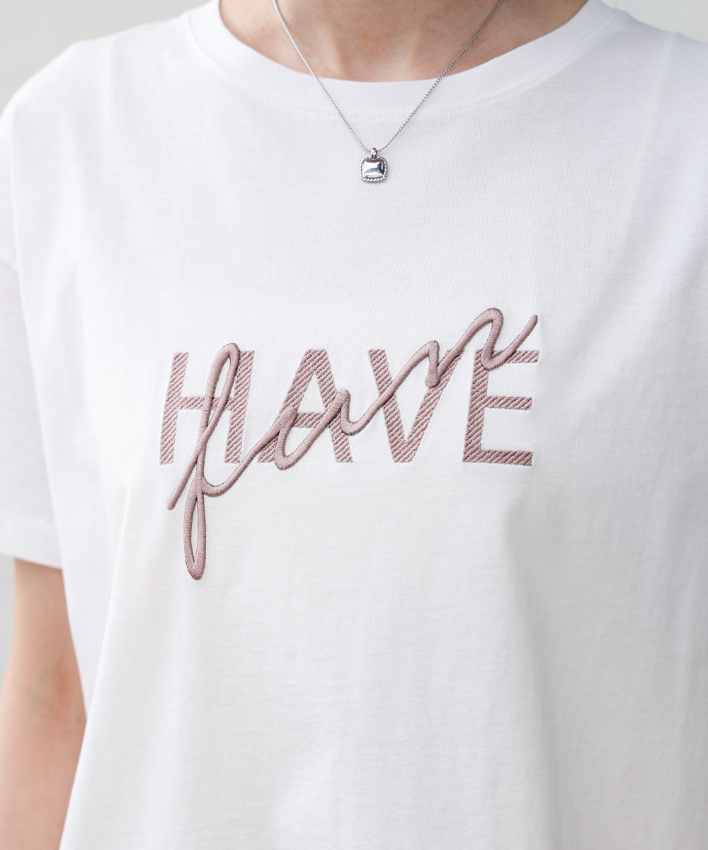 ロゴ刺繍デザインTシャツ