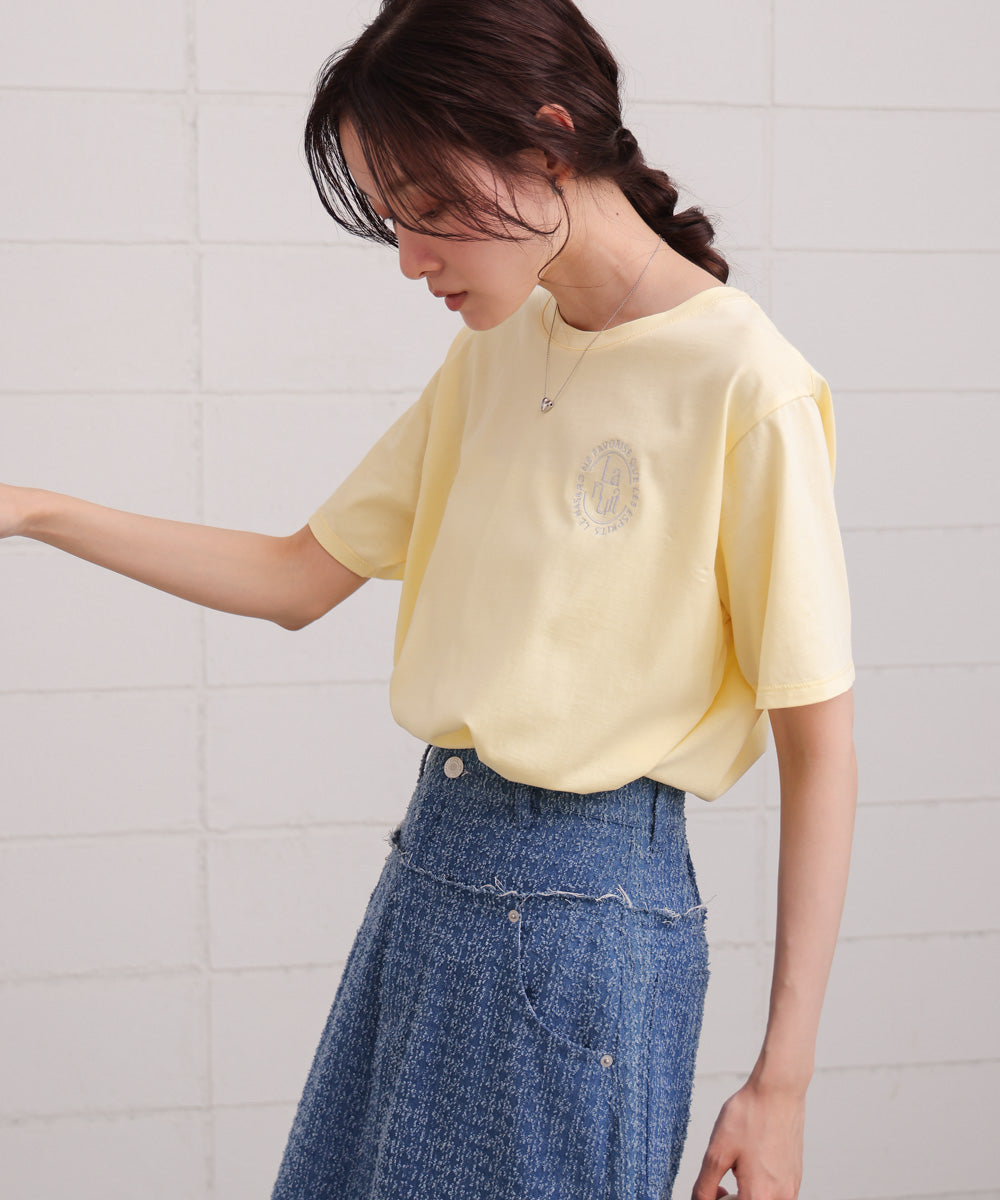 バックロゴ刺繍Tシャツ