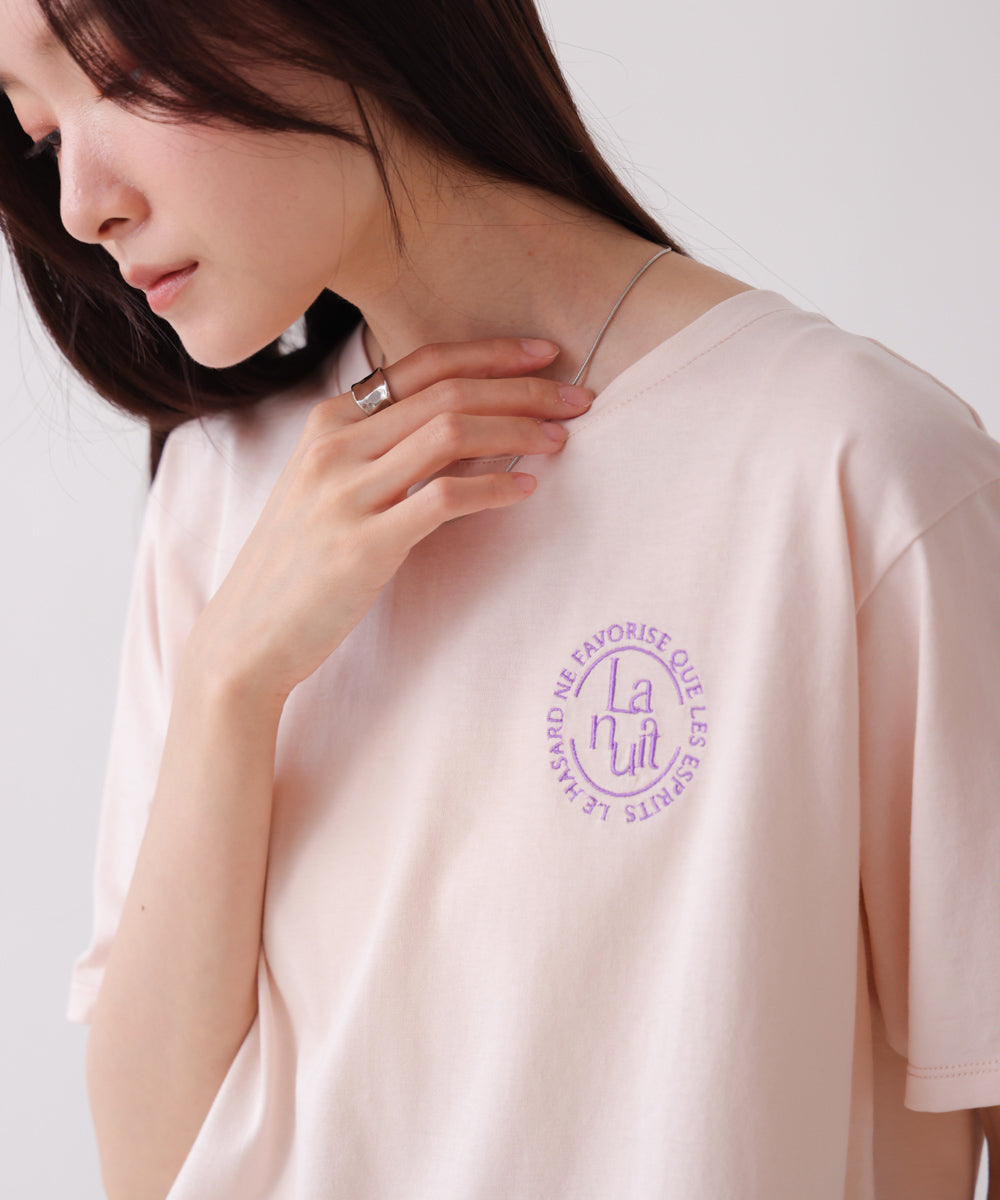 バックロゴ刺繍Tシャツ