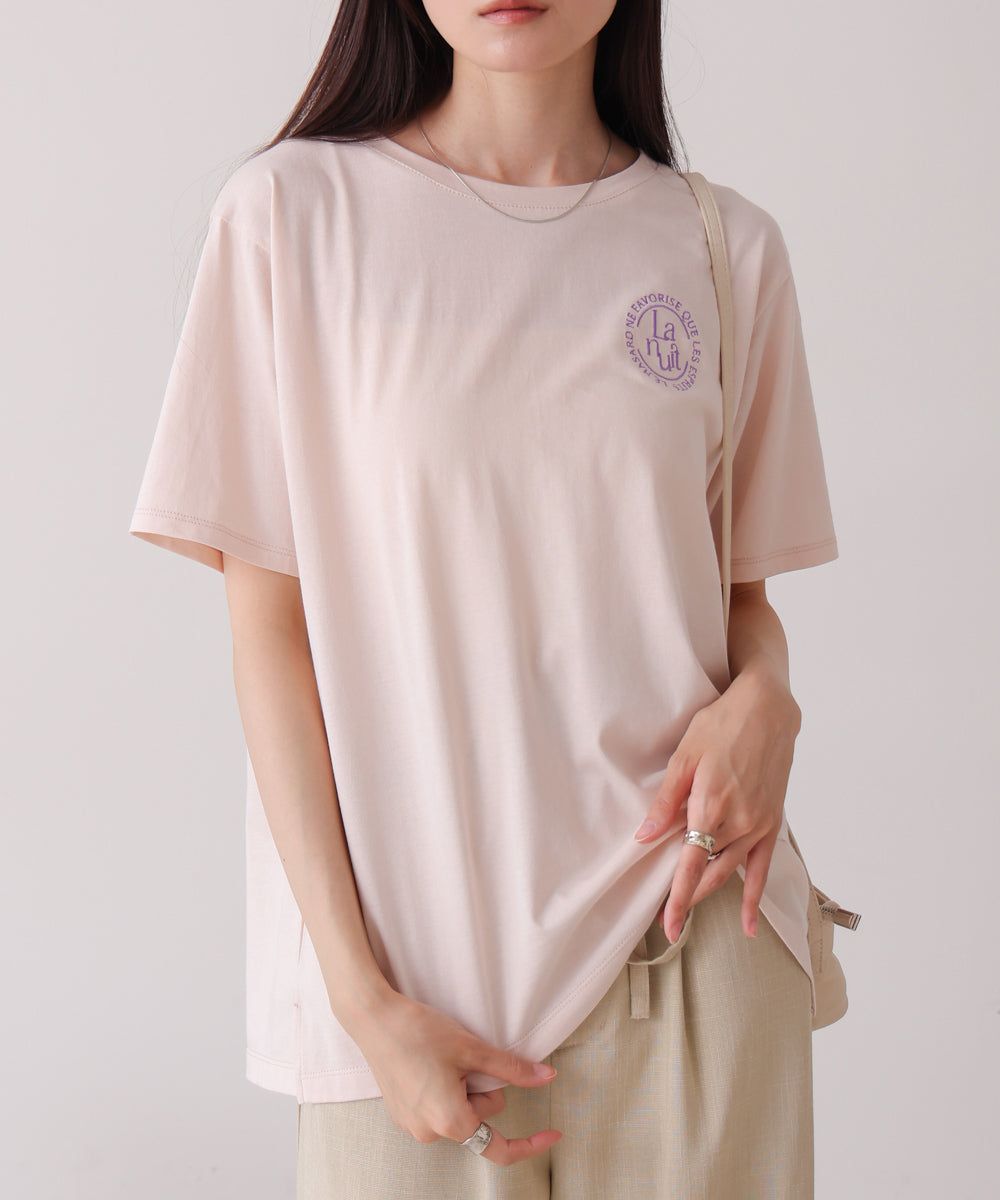 バックロゴ刺繍Tシャツ