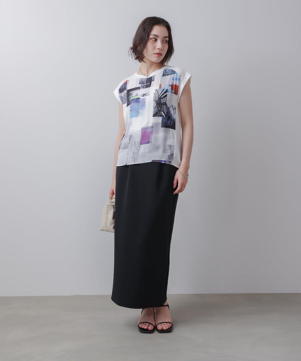 水彩ペイント柄ノースリプルオーバー