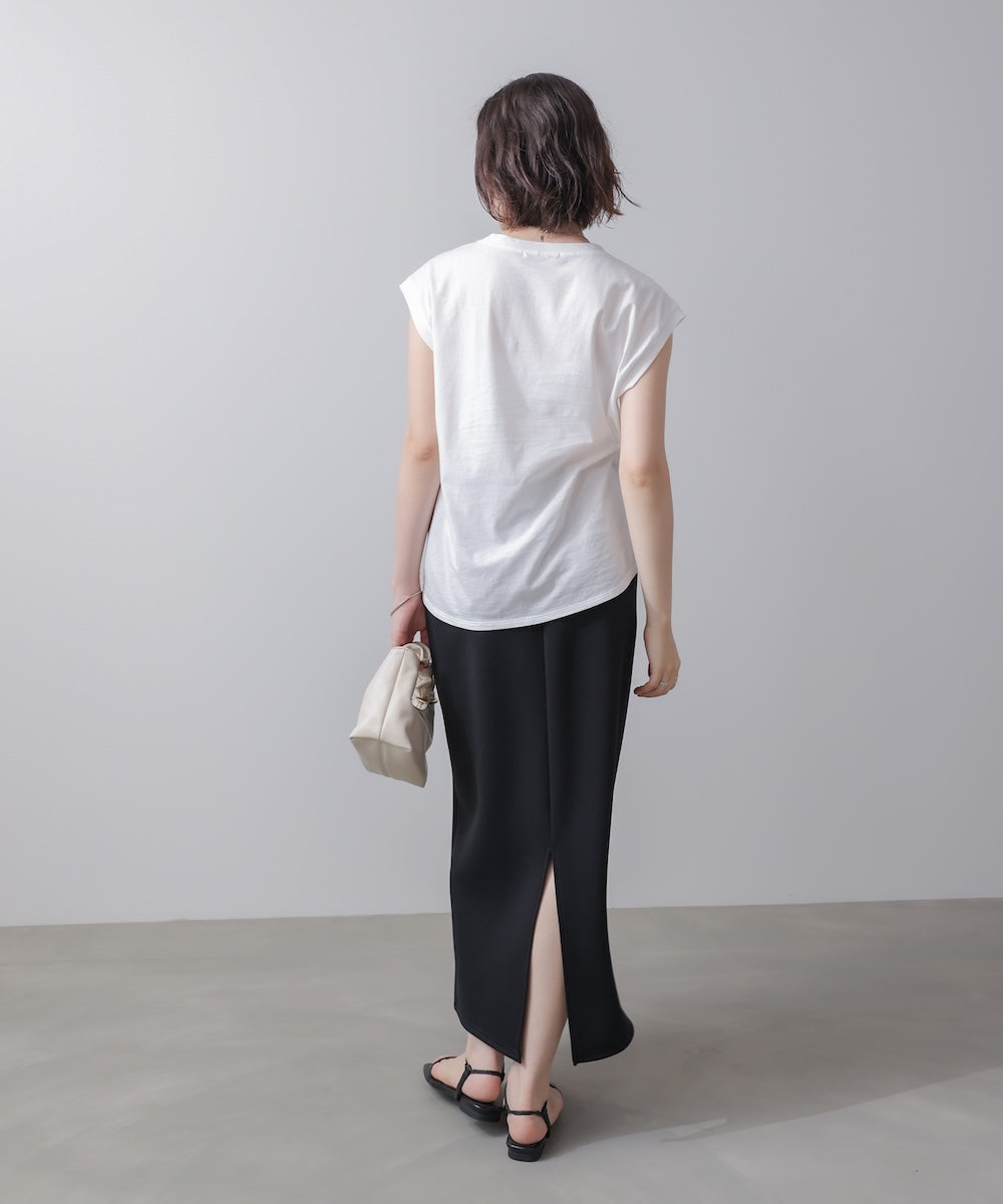 水彩ペイント柄ノースリプルオーバー