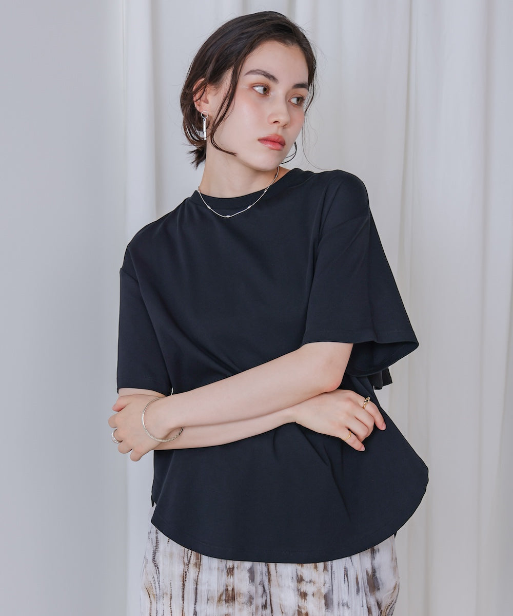 異素材バックフリルプルオーバー