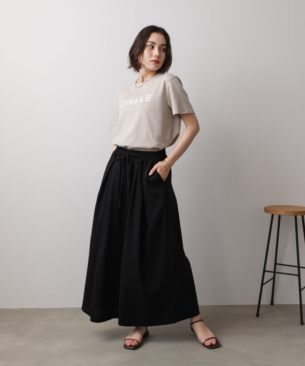 刺繍ロゴプルオーバー