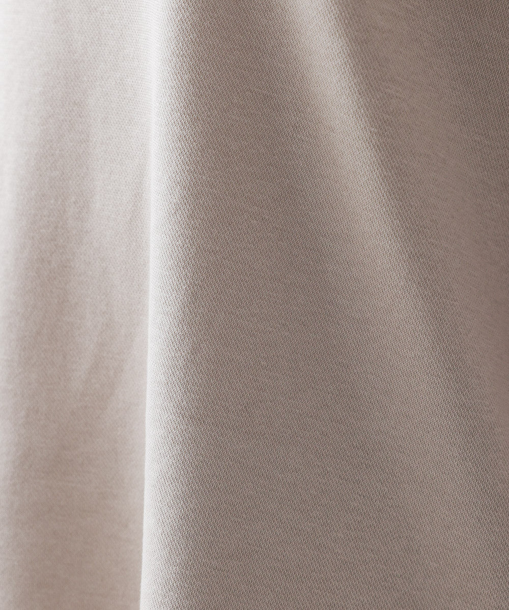 刺繍ロゴプルオーバー