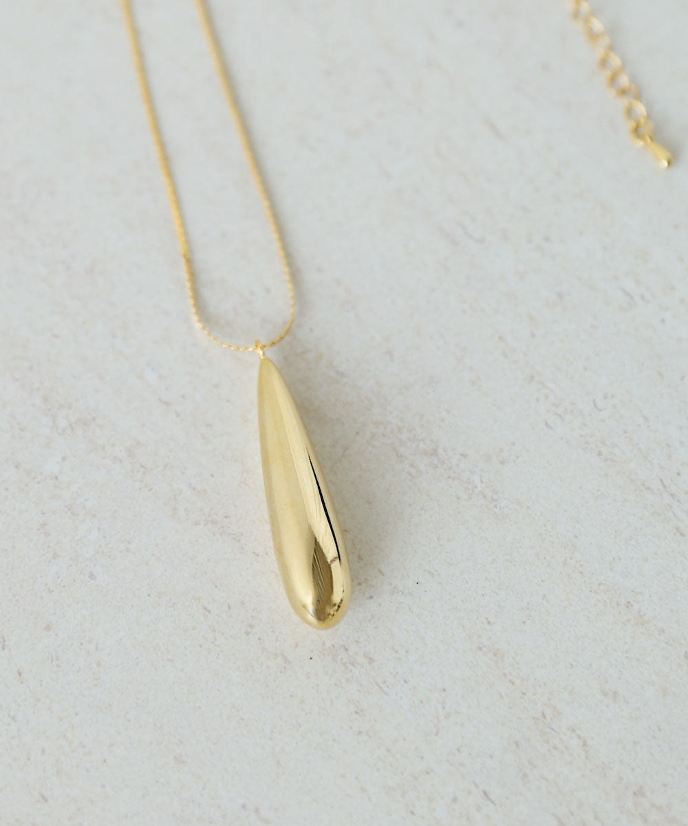 メタルドロップネックレス