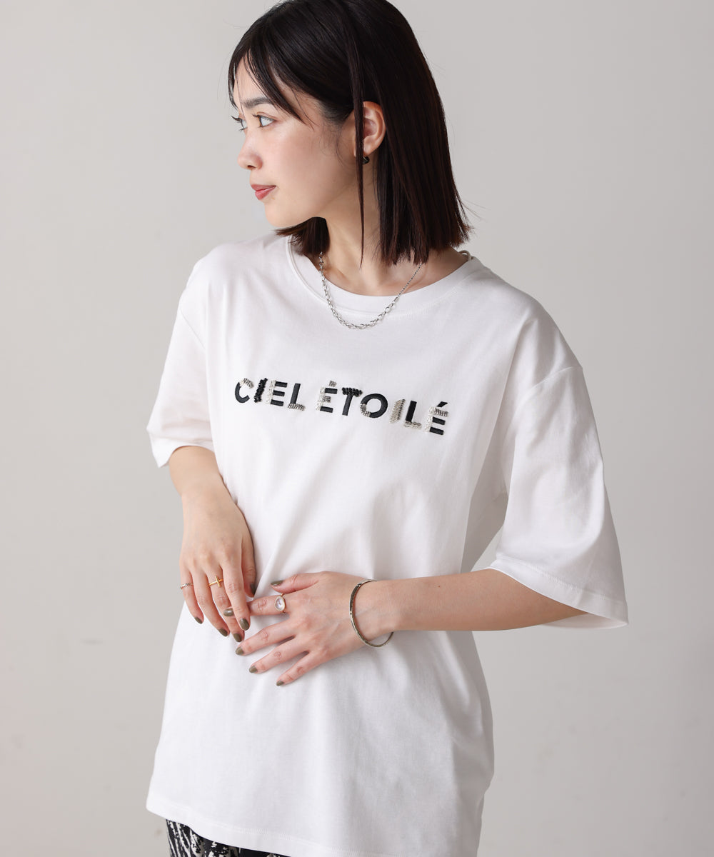 コンパクトスムースビーズ刺繍ロゴTシャツ