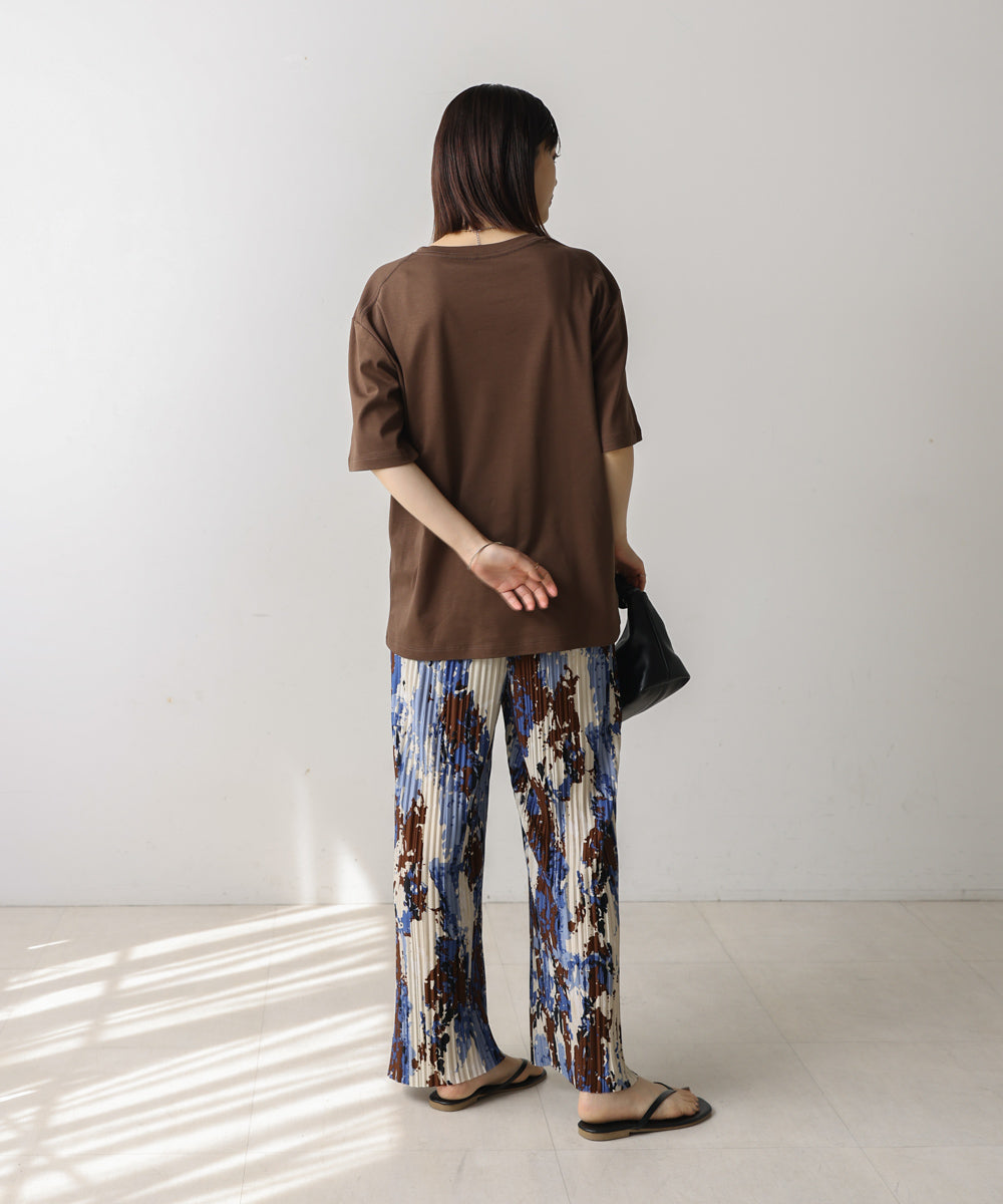 コンパクトスムースビーズ刺繍ロゴTシャツ