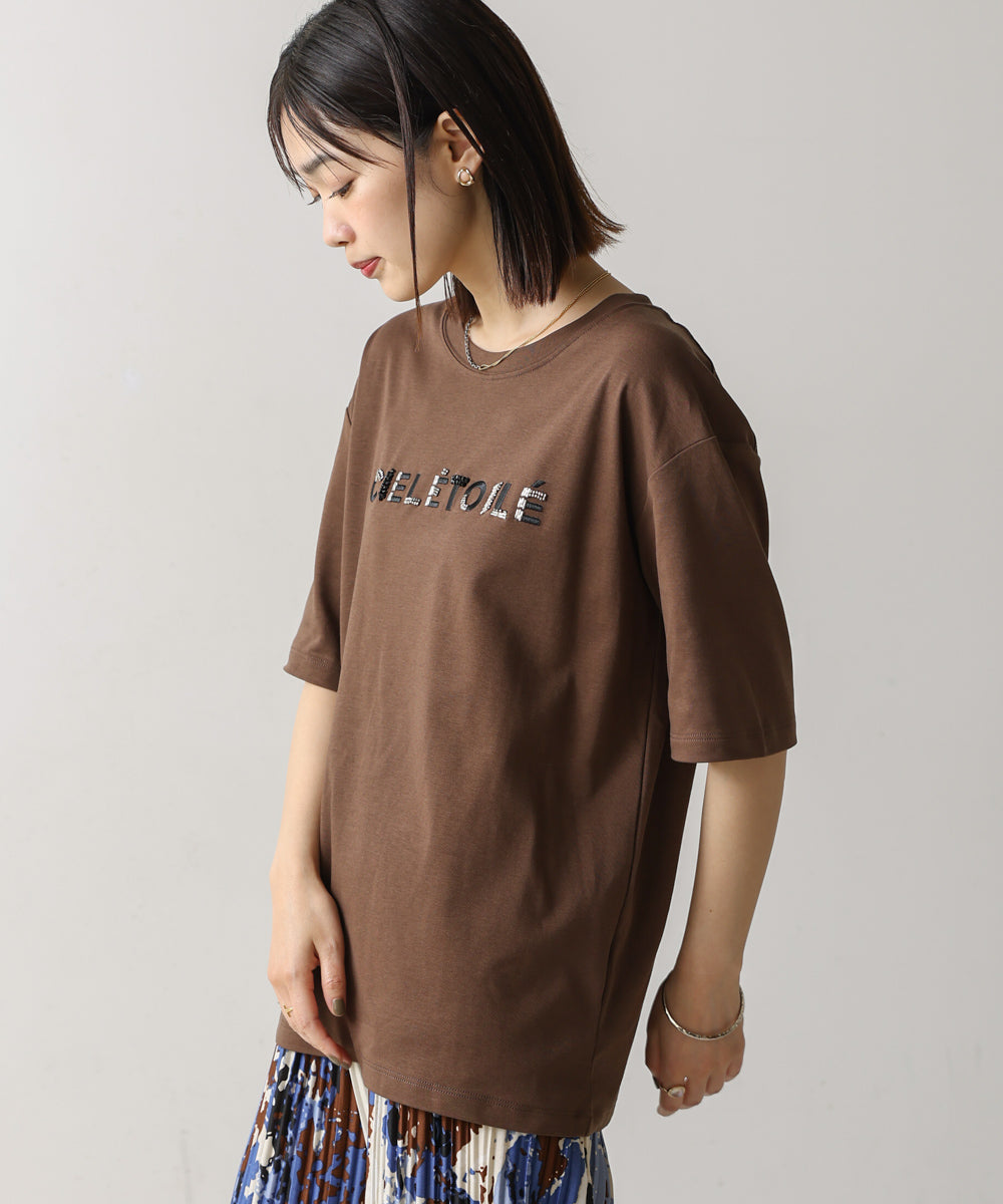 コンパクトスムースビーズ刺繍ロゴTシャツ