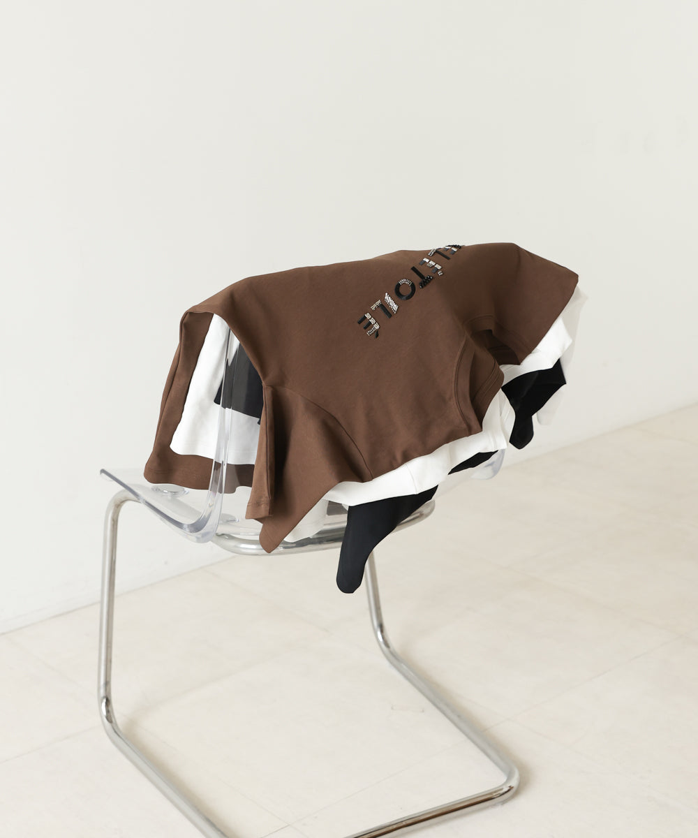 コンパクトスムースビーズ刺繍ロゴTシャツ