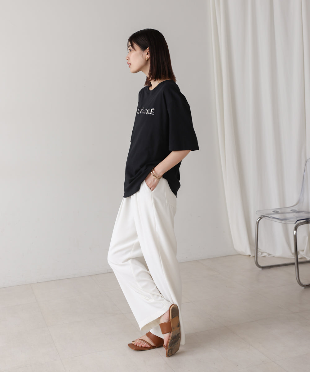 コンパクトスムースビーズ刺繍ロゴTシャツ