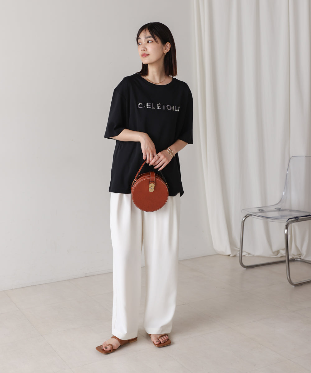 コンパクトスムースビーズ刺繍ロゴTシャツ