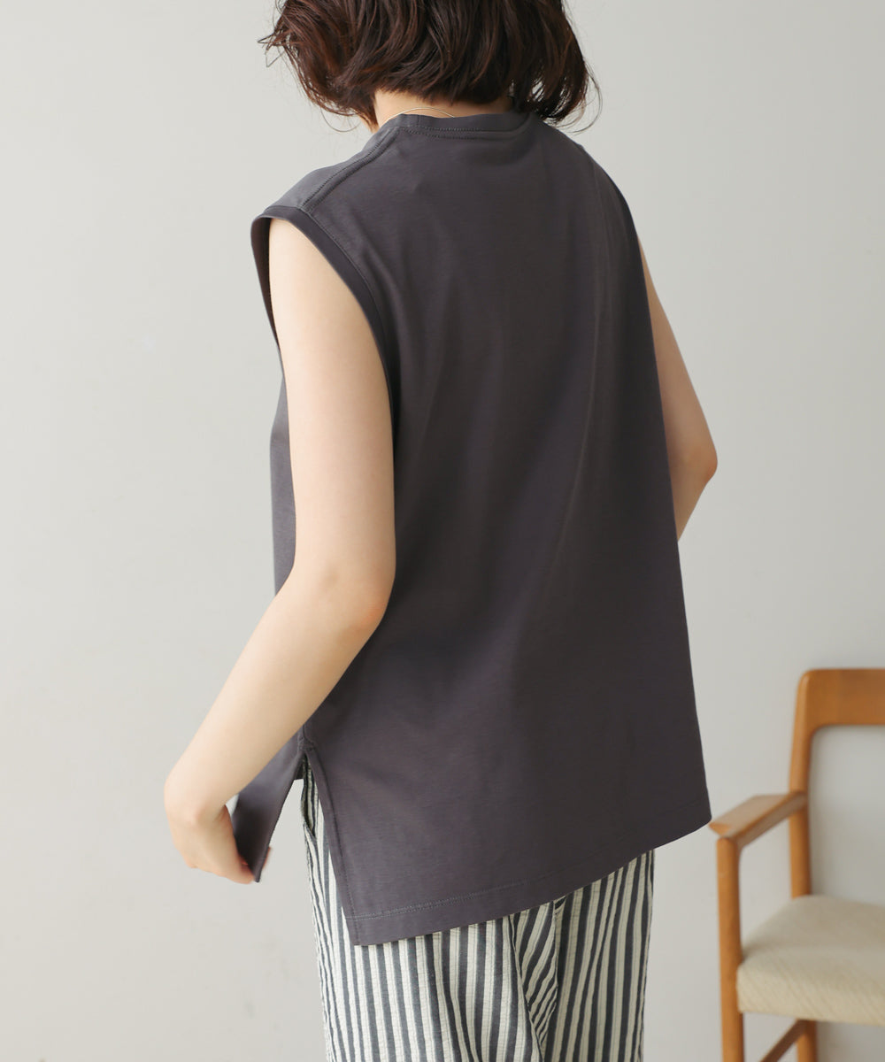 スモール箔ロゴTシャツ