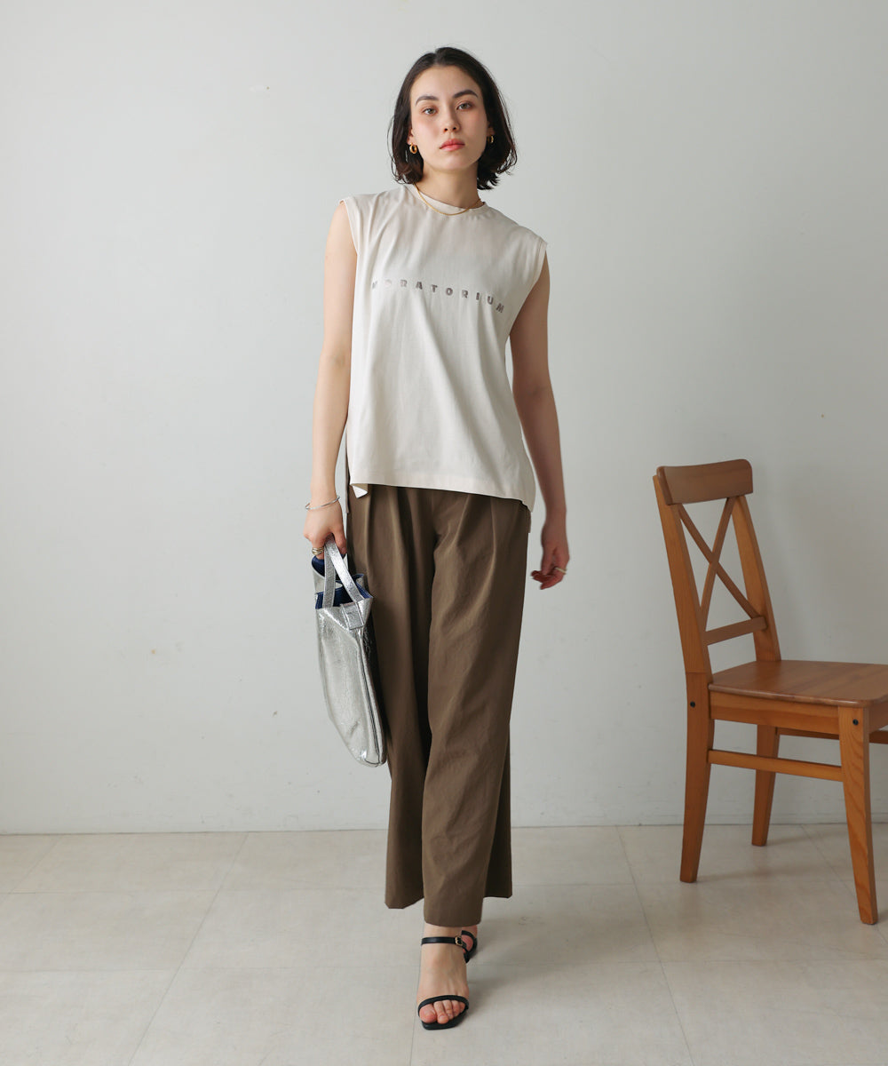 スモール箔ロゴTシャツ