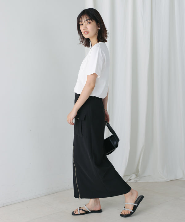 ラメエンボスロゴTシャツ