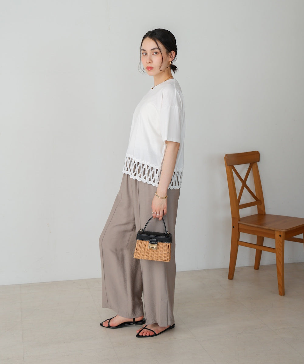 【WEB限定】裾レースミディアムTシャツ