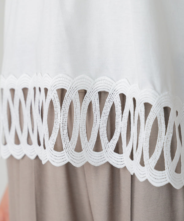 【WEB限定】裾レースミディアムTシャツ