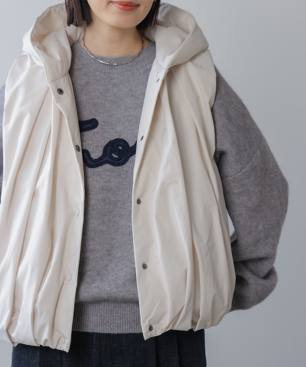 裾バルーンダウンベスト