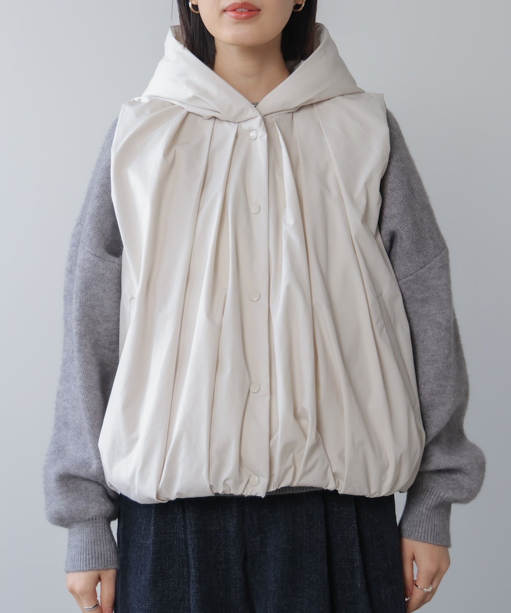 裾バルーンダウンベスト