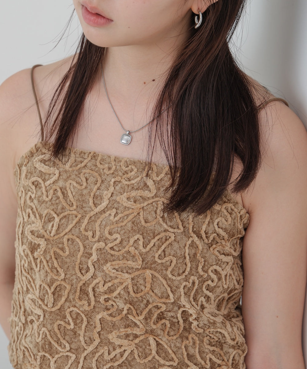 コード刺繍ベロアビスチェ