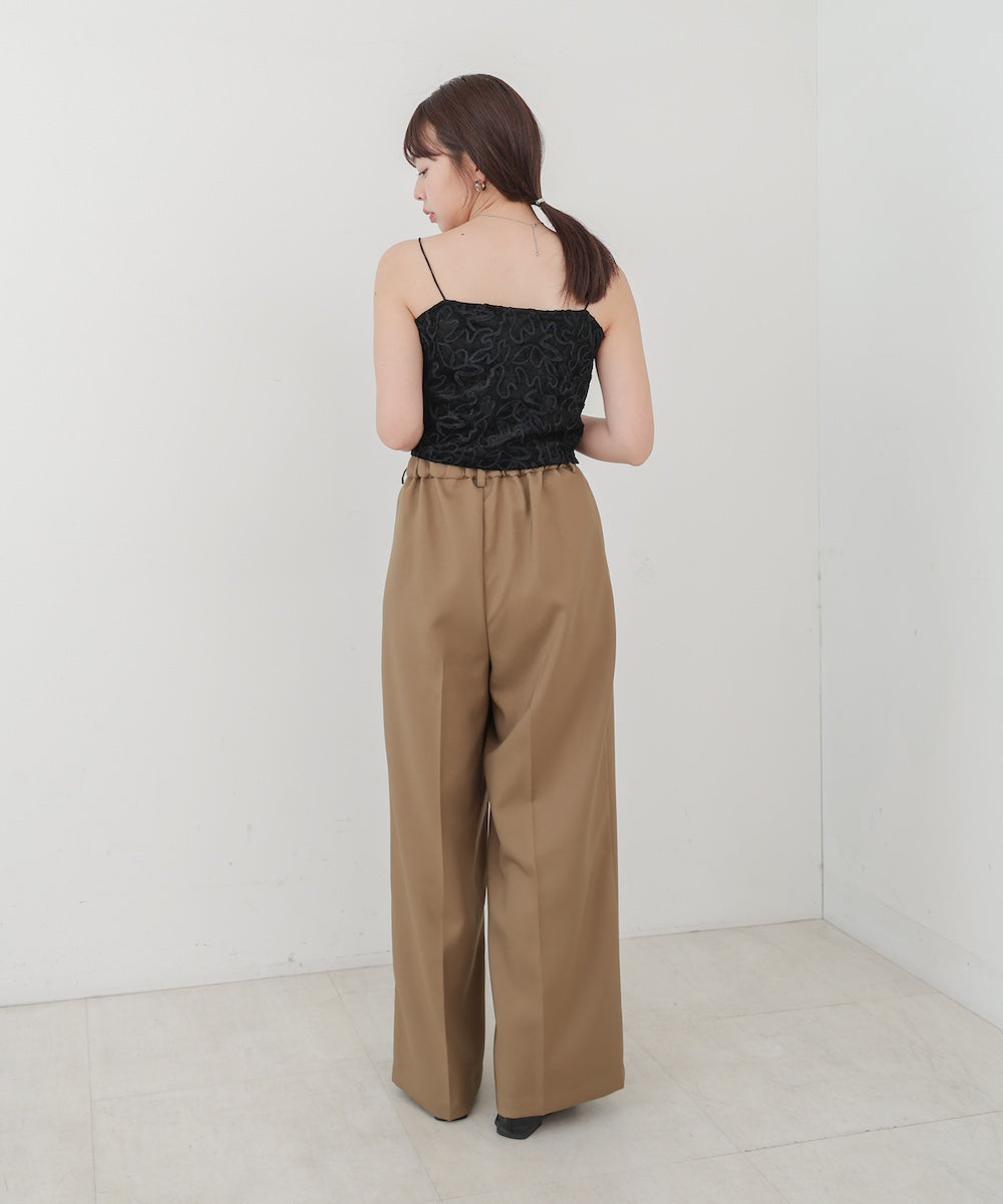 コード刺繍ベロアビスチェ