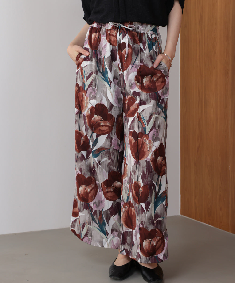 花柄センターシームパンツ