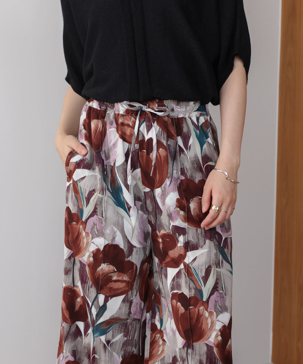 花柄センターシームパンツ