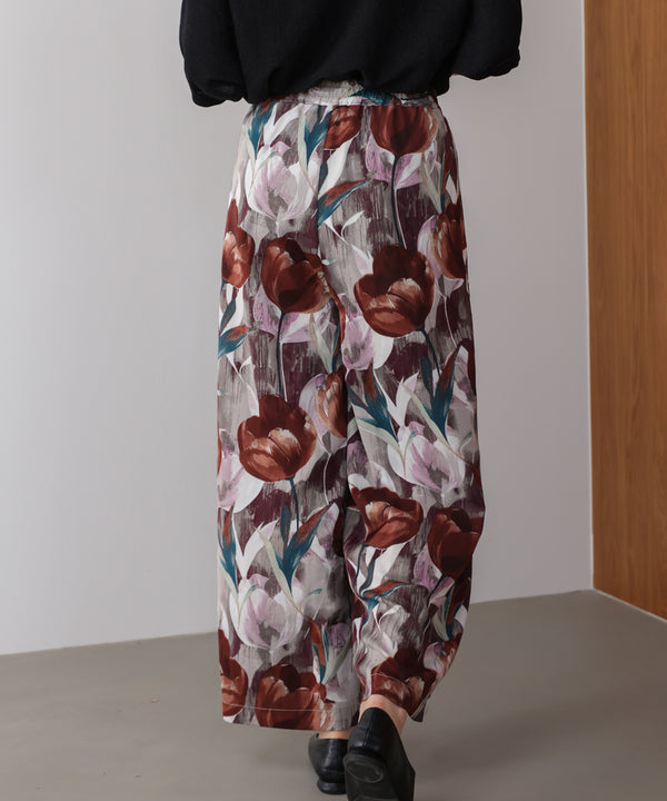 花柄センターシームパンツ