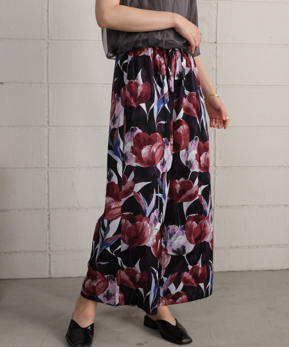 花柄センターシームパンツ