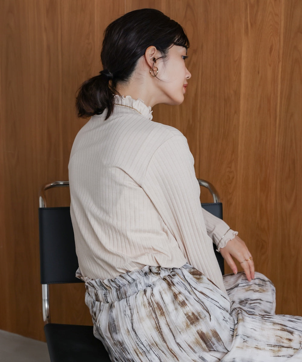 長袖タートルカットソー