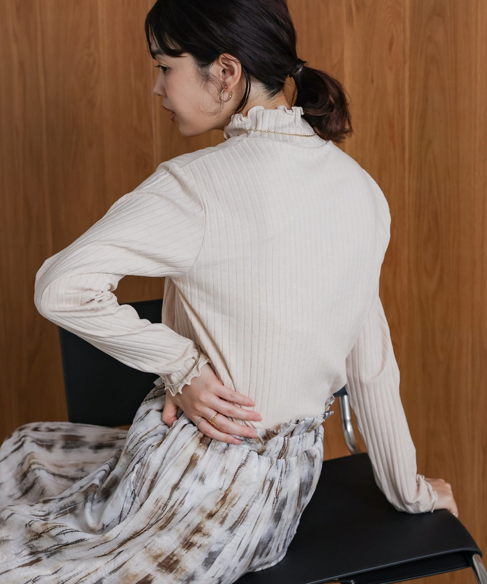 長袖タートルカットソー