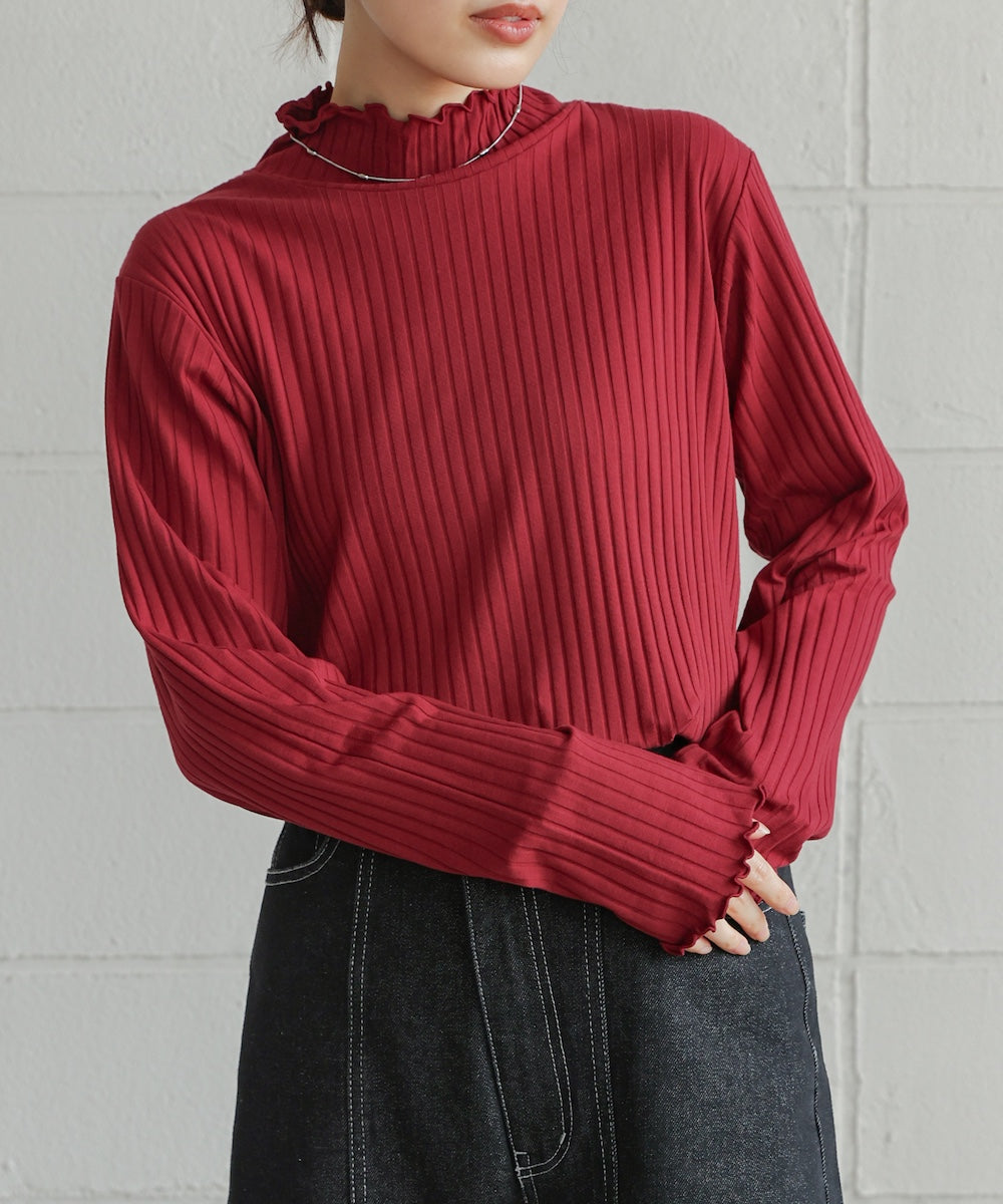 長袖タートルカットソー