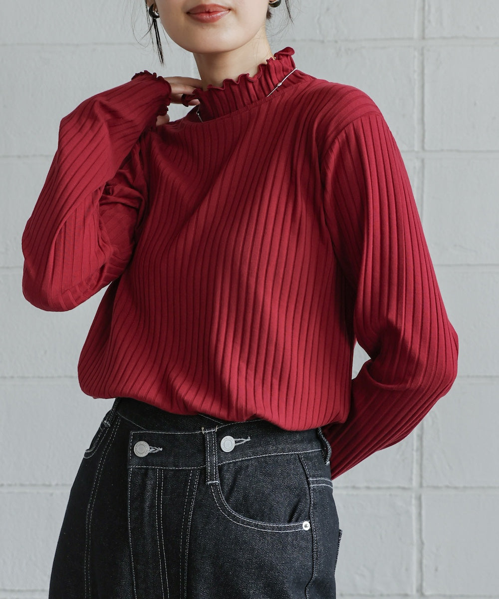 長袖タートルカットソー