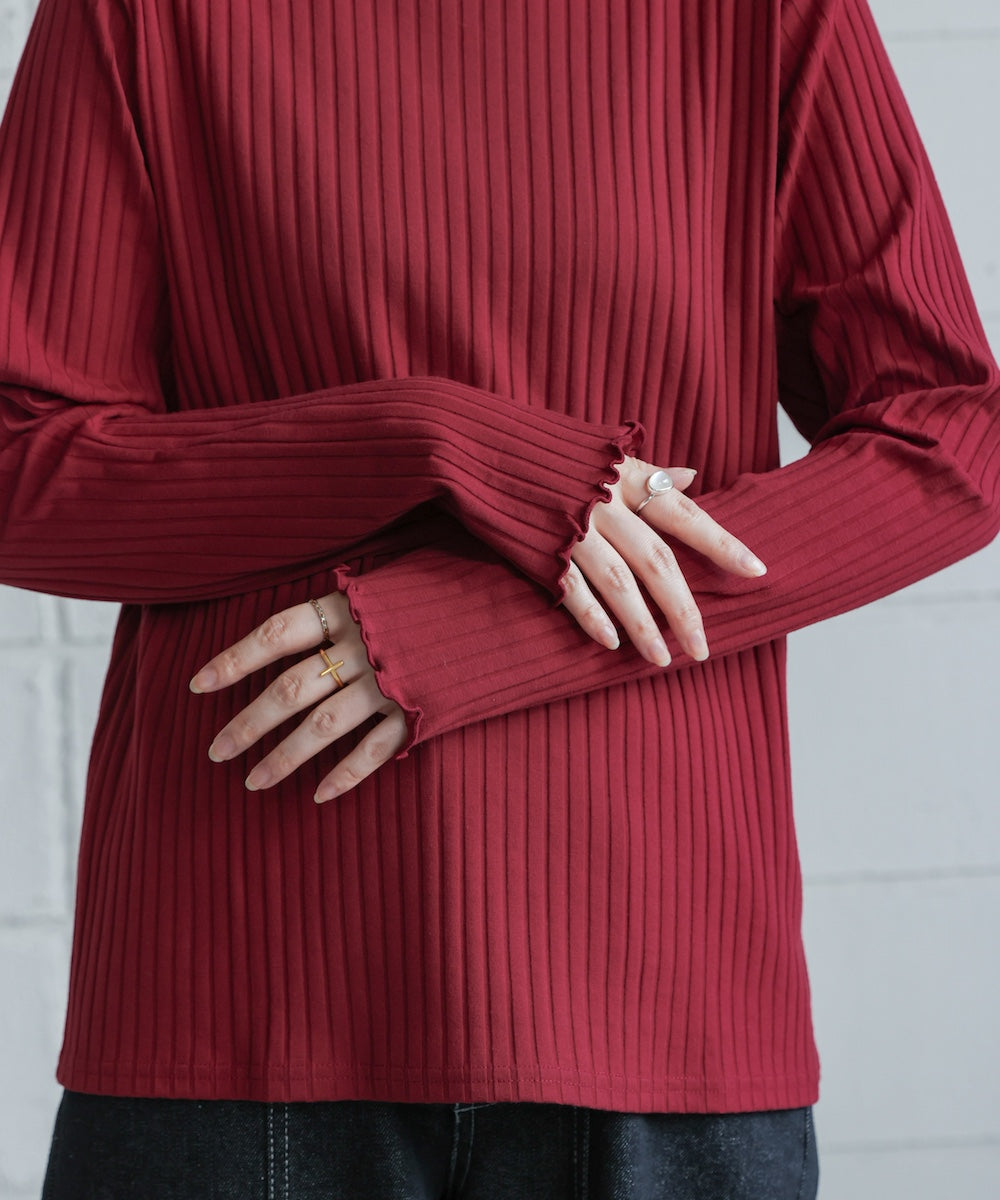 長袖タートルカットソー