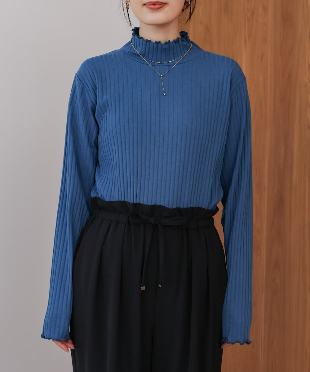 長袖タートルカットソー