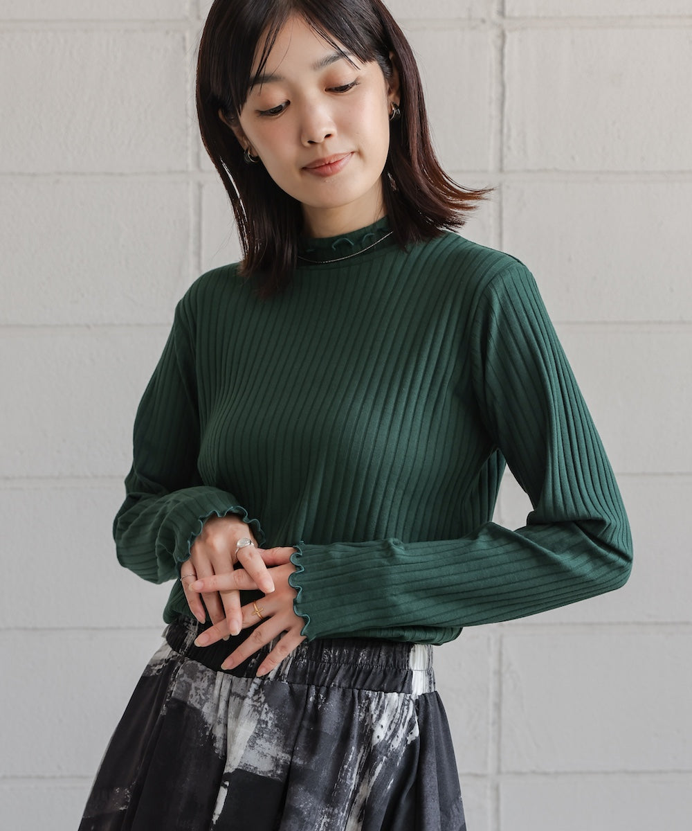 長袖タートルカットソー
