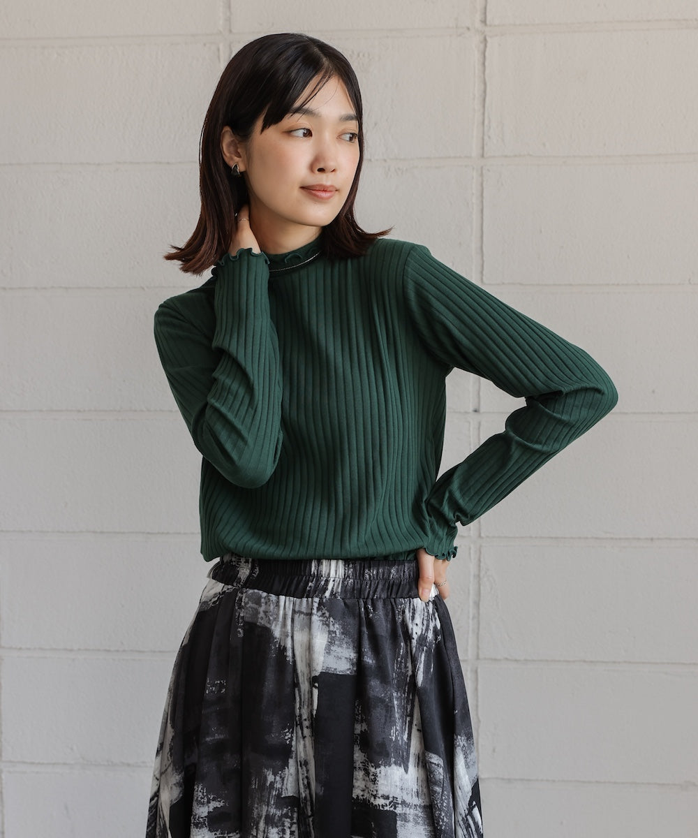 長袖タートルカットソー