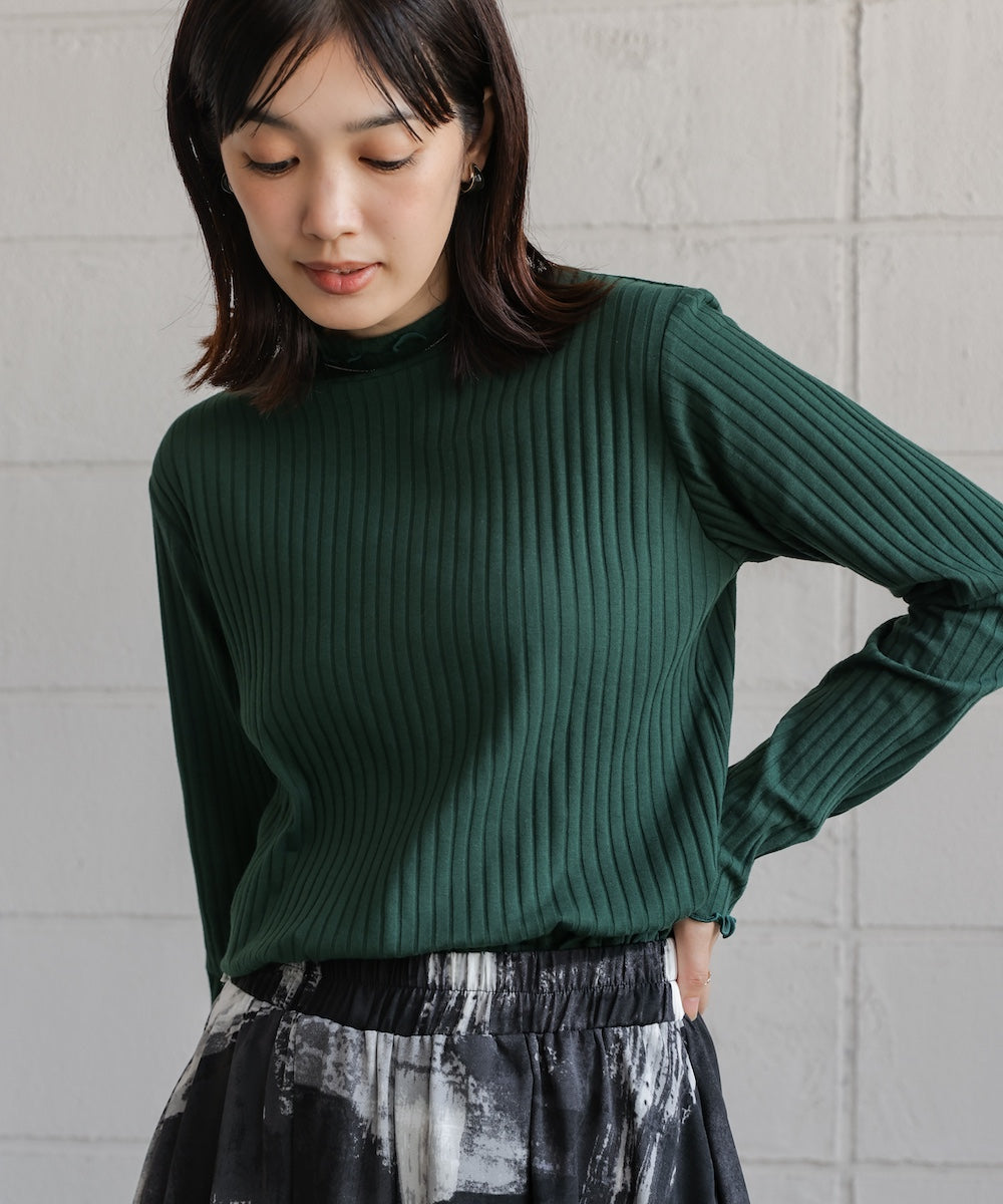 長袖タートルカットソー
