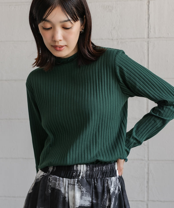 長袖タートルカットソー